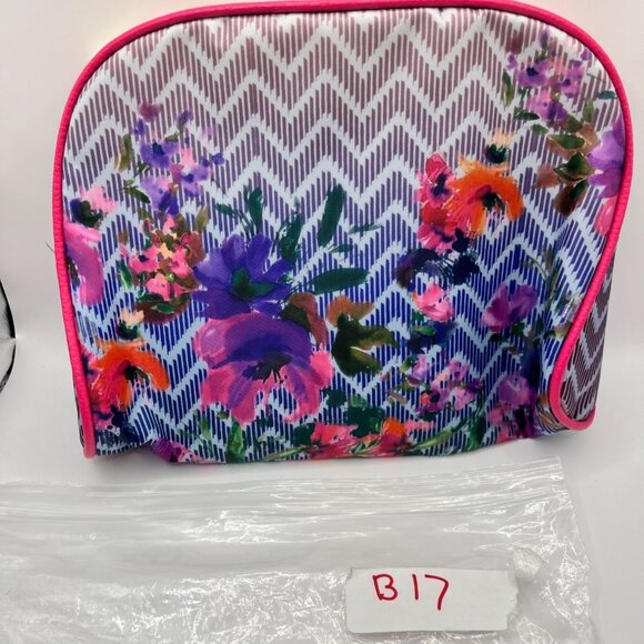 Floral Zigzag Cosmetic Bag With Pink Trim 2c - Picture 8 of 8